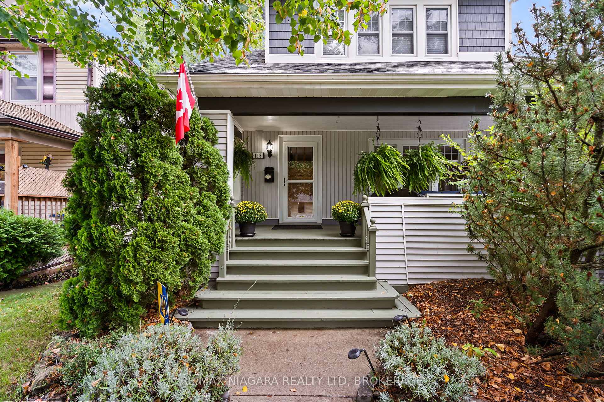 Photo 2 of 118 Dufferin Street E, St. Catharines, Downtown — HOMEH