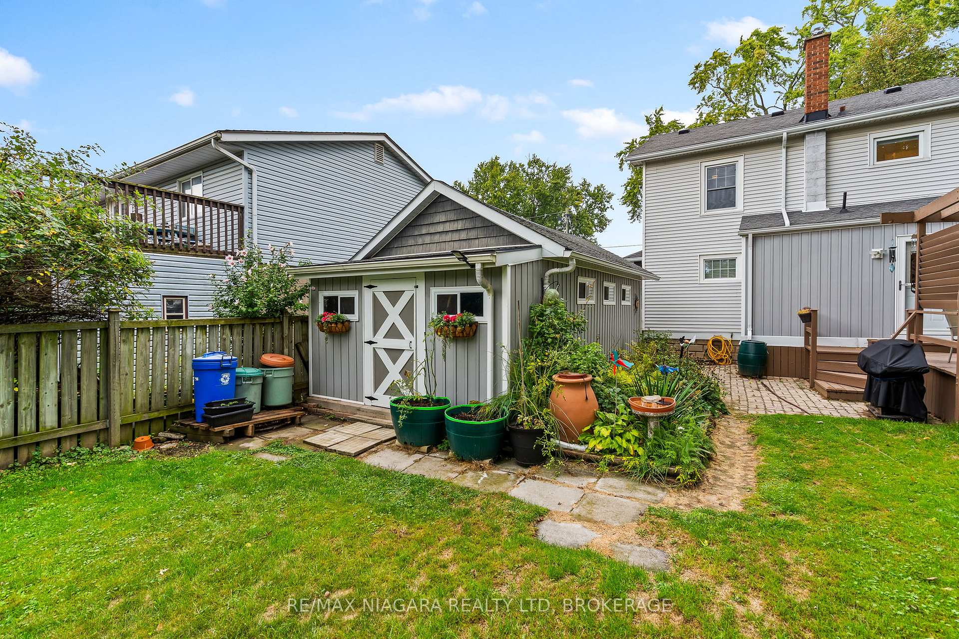 Photo 10 of 118 Dufferin Street E, St. Catharines, Downtown — HOMEH