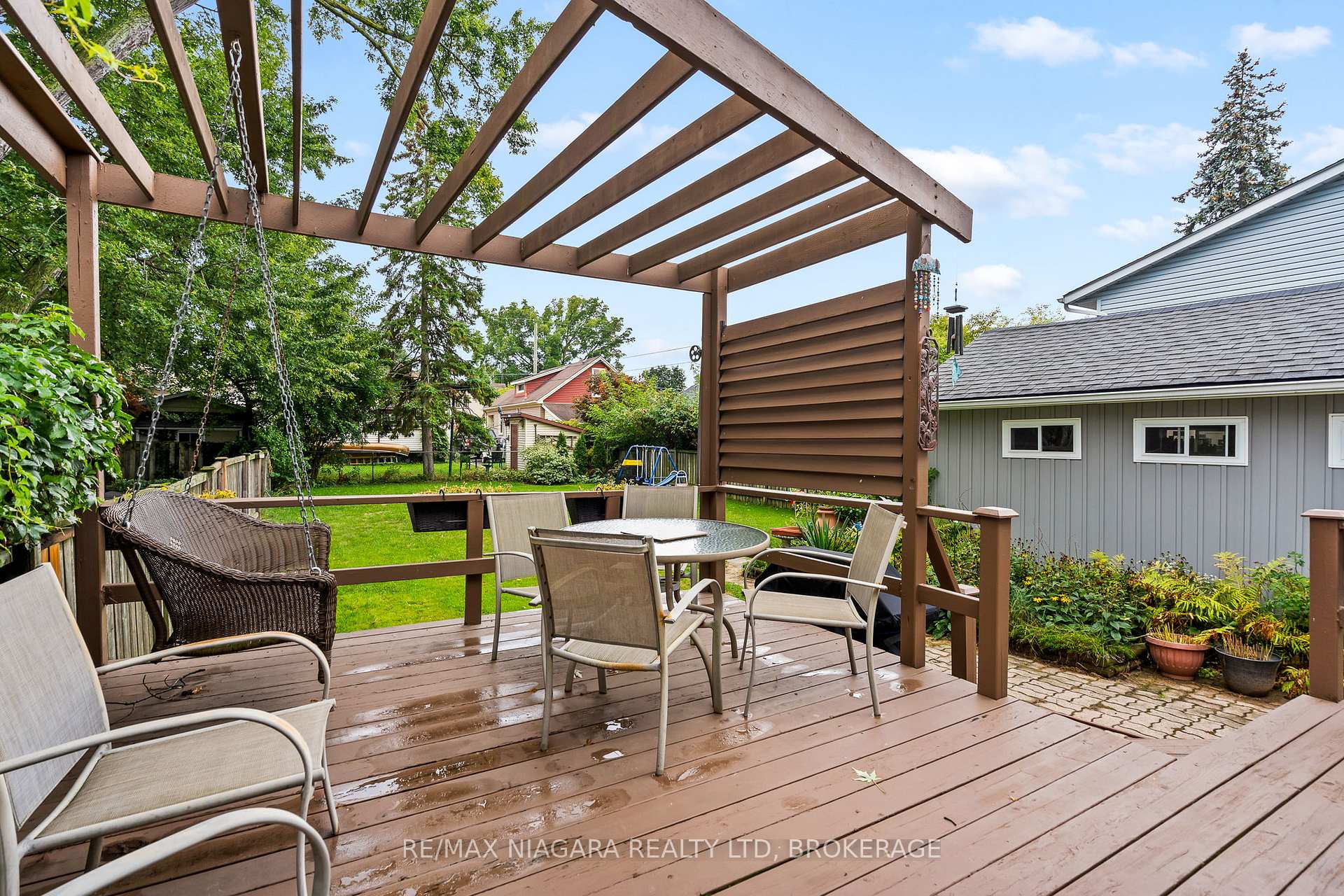 Photo 12 of 118 Dufferin Street E, St. Catharines, Downtown — HOMEH
