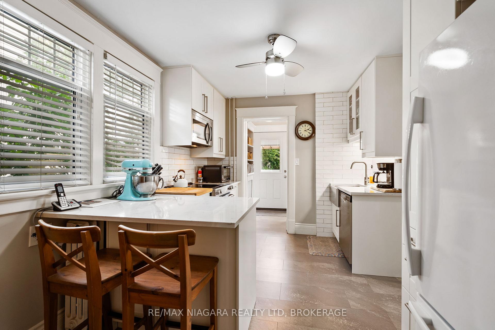 Photo 20 of 118 Dufferin Street E, St. Catharines, Downtown — HOMEH
