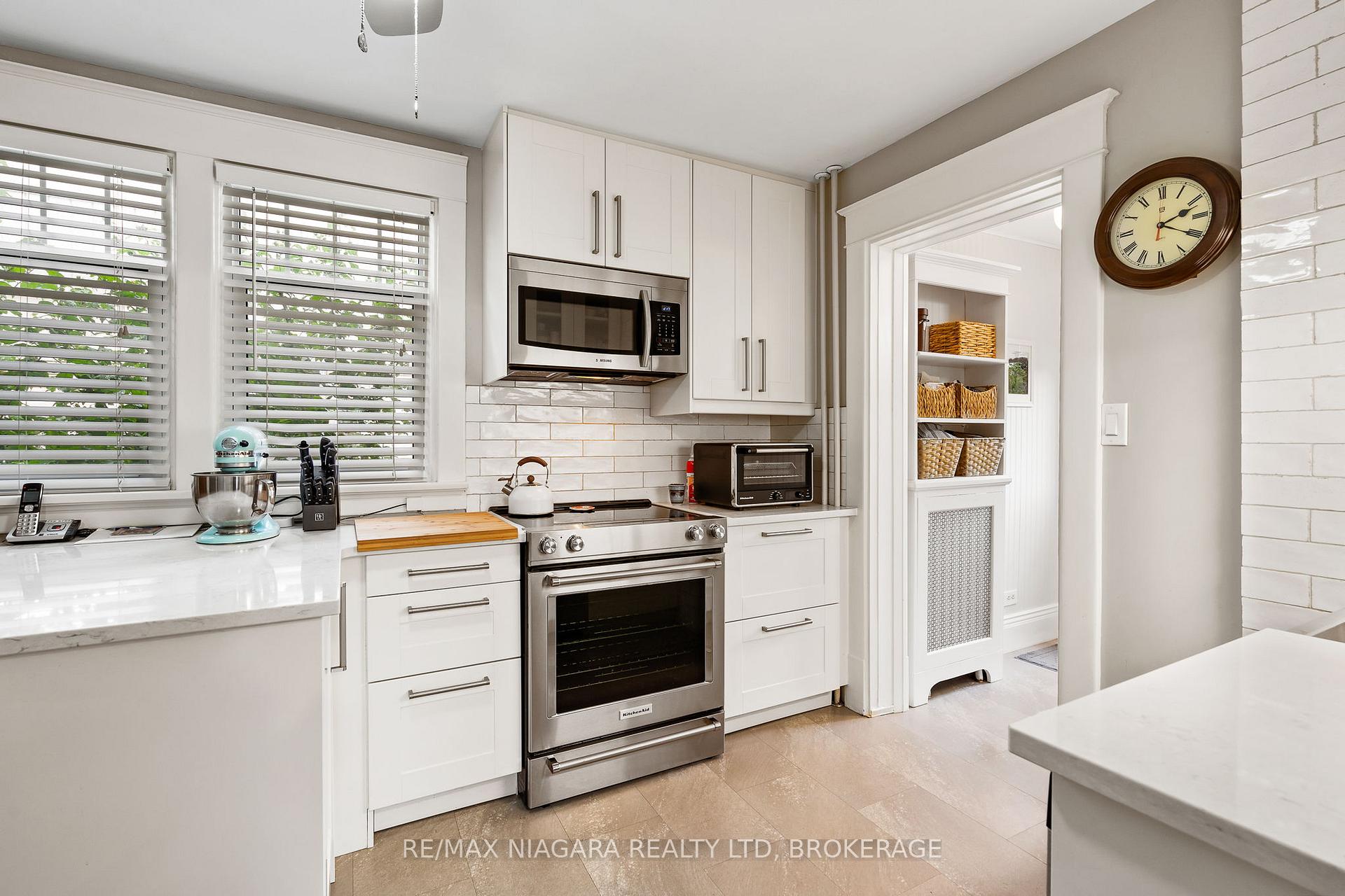 Photo 21 of 118 Dufferin Street E, St. Catharines, Downtown — HOMEH