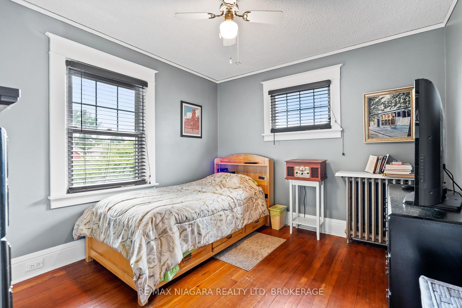 Photo 28 of 118 Dufferin Street E, St. Catharines, Downtown — HOMEH