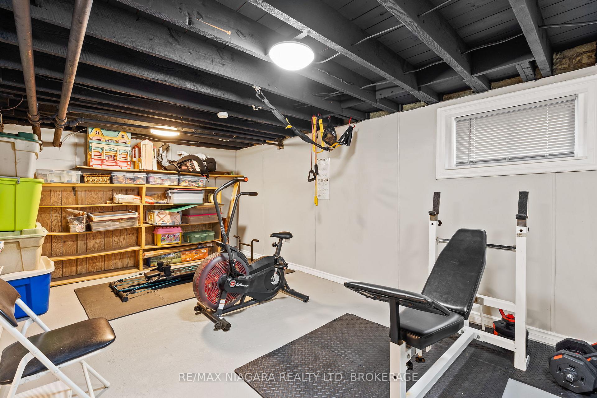 Photo 31 of 118 Dufferin Street E, St. Catharines, Downtown — HOMEH