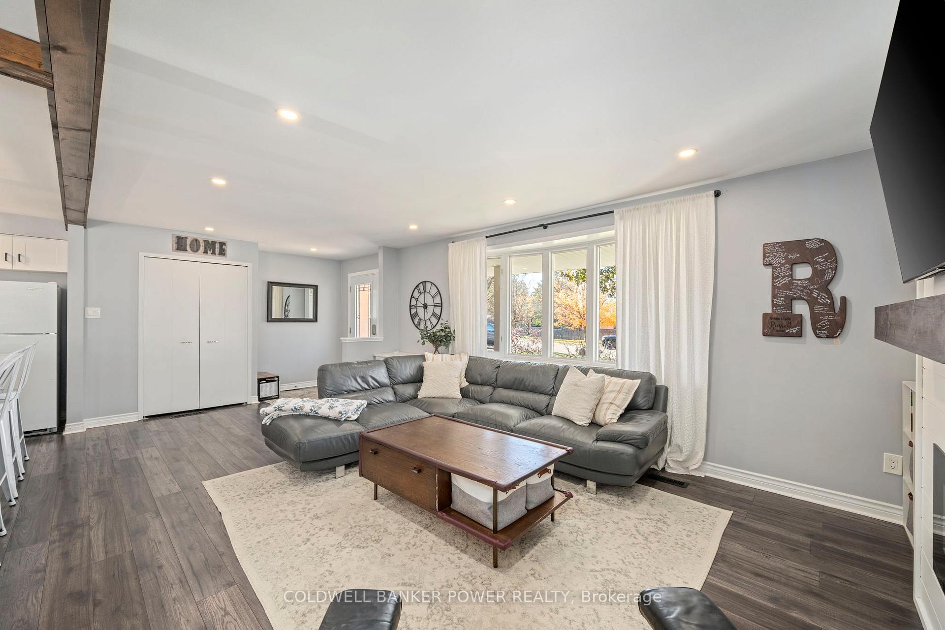 Photo 5 of 106 Hazelwood Crescent, Central Elgin, Belmont — HOMEH