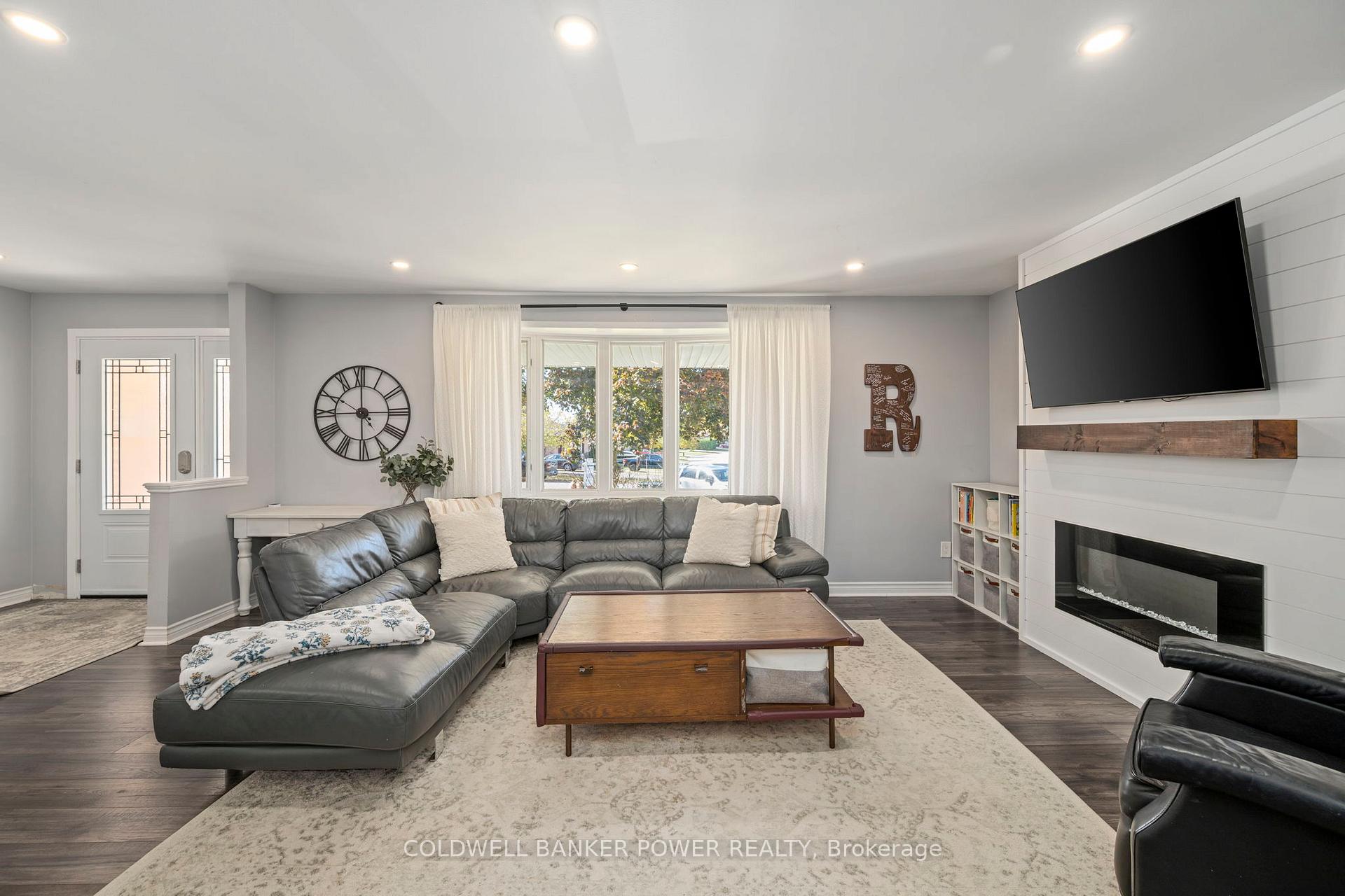Photo 24 of 106 Hazelwood Crescent, Central Elgin, Belmont — HOMEH