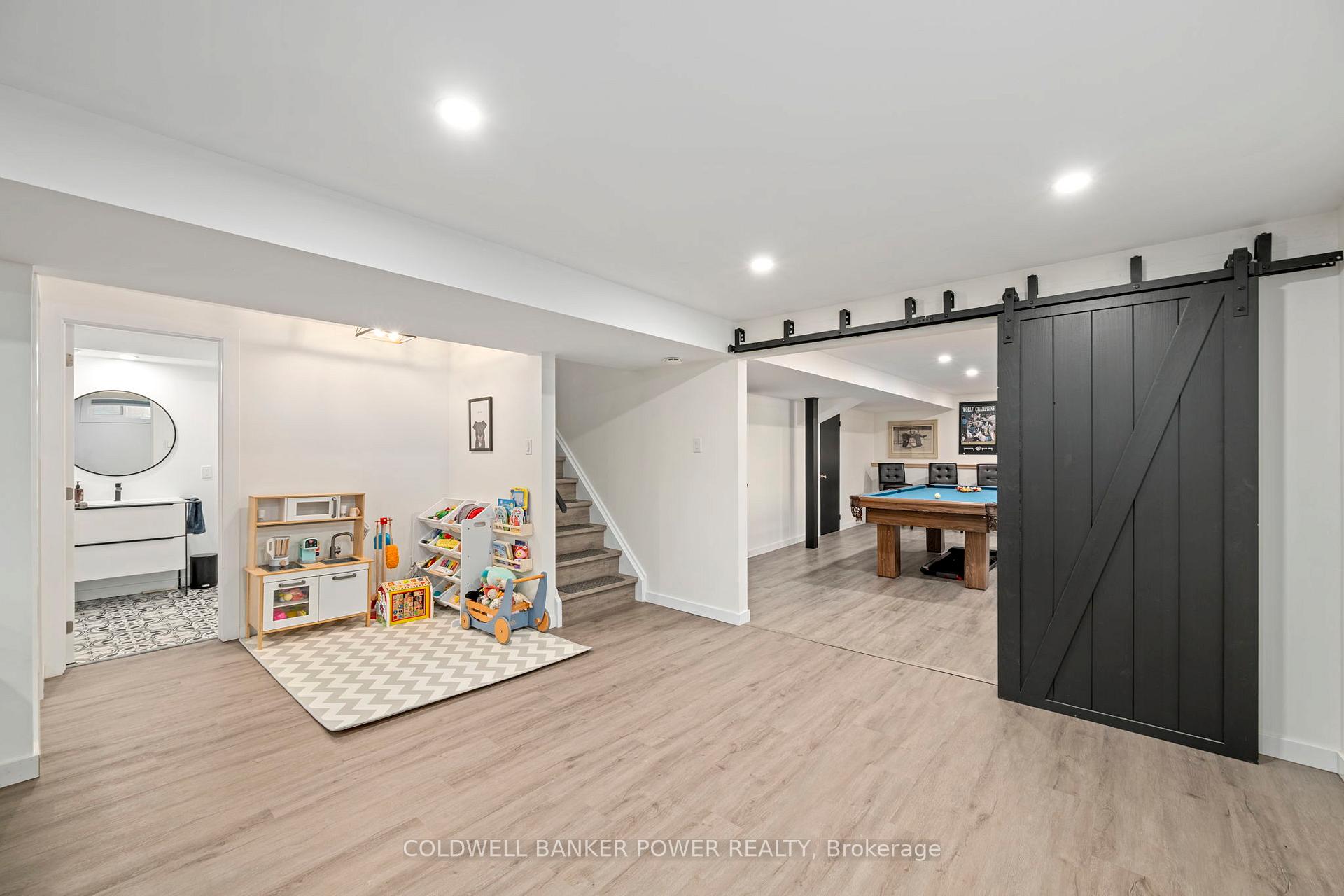 Photo 25 of 106 Hazelwood Crescent, Central Elgin, Belmont — HOMEH