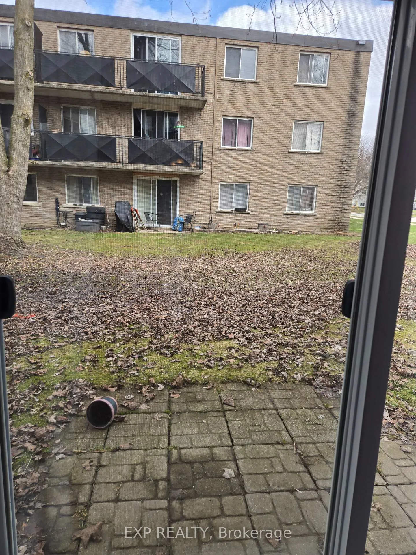 Photo 4 of Unit 1, 633 Barber Avenue N, North Perth, Listowel — HOMEH