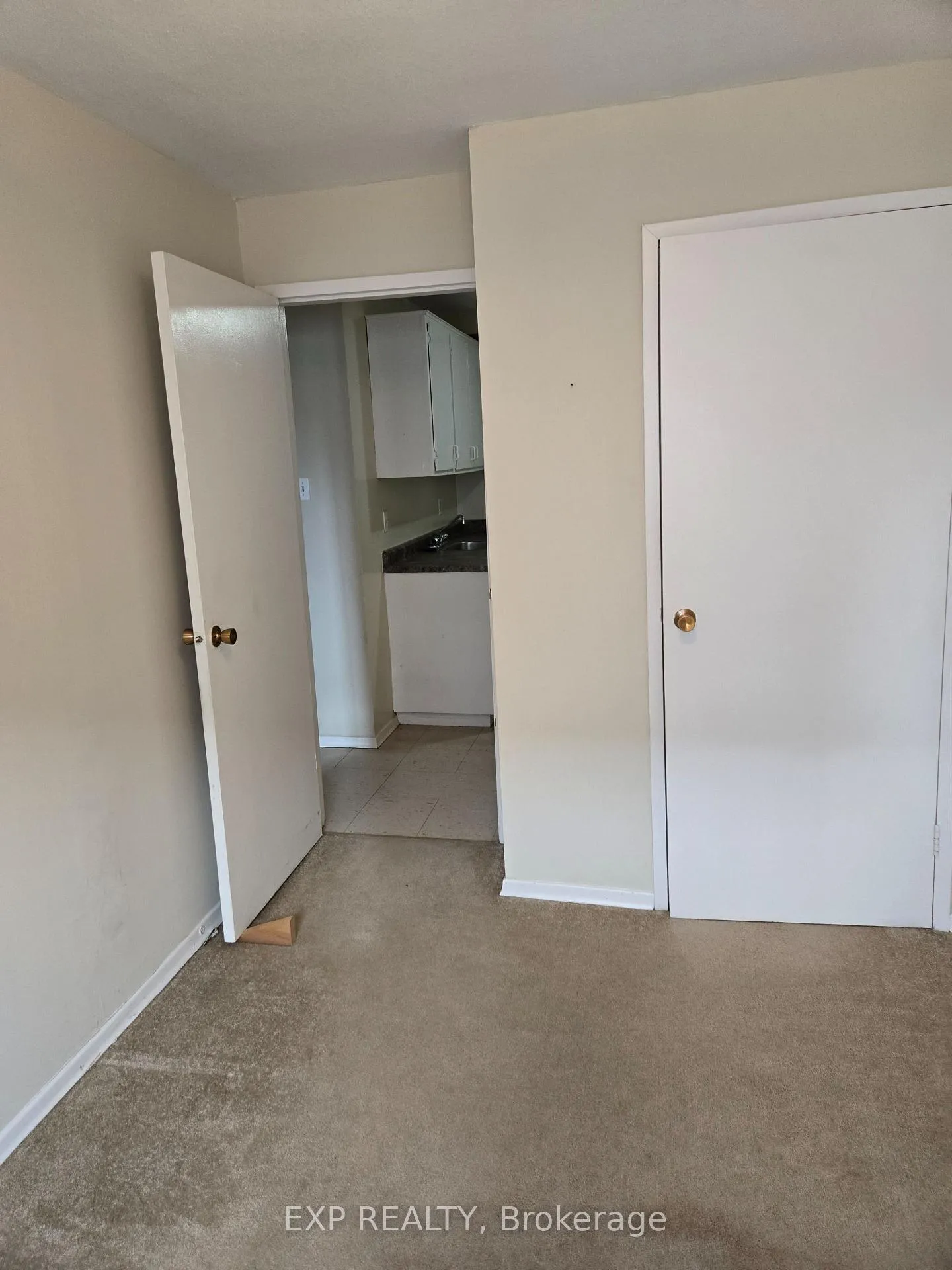 Photo 8 of Unit 1, 633 Barber Avenue N, North Perth, Listowel — HOMEH