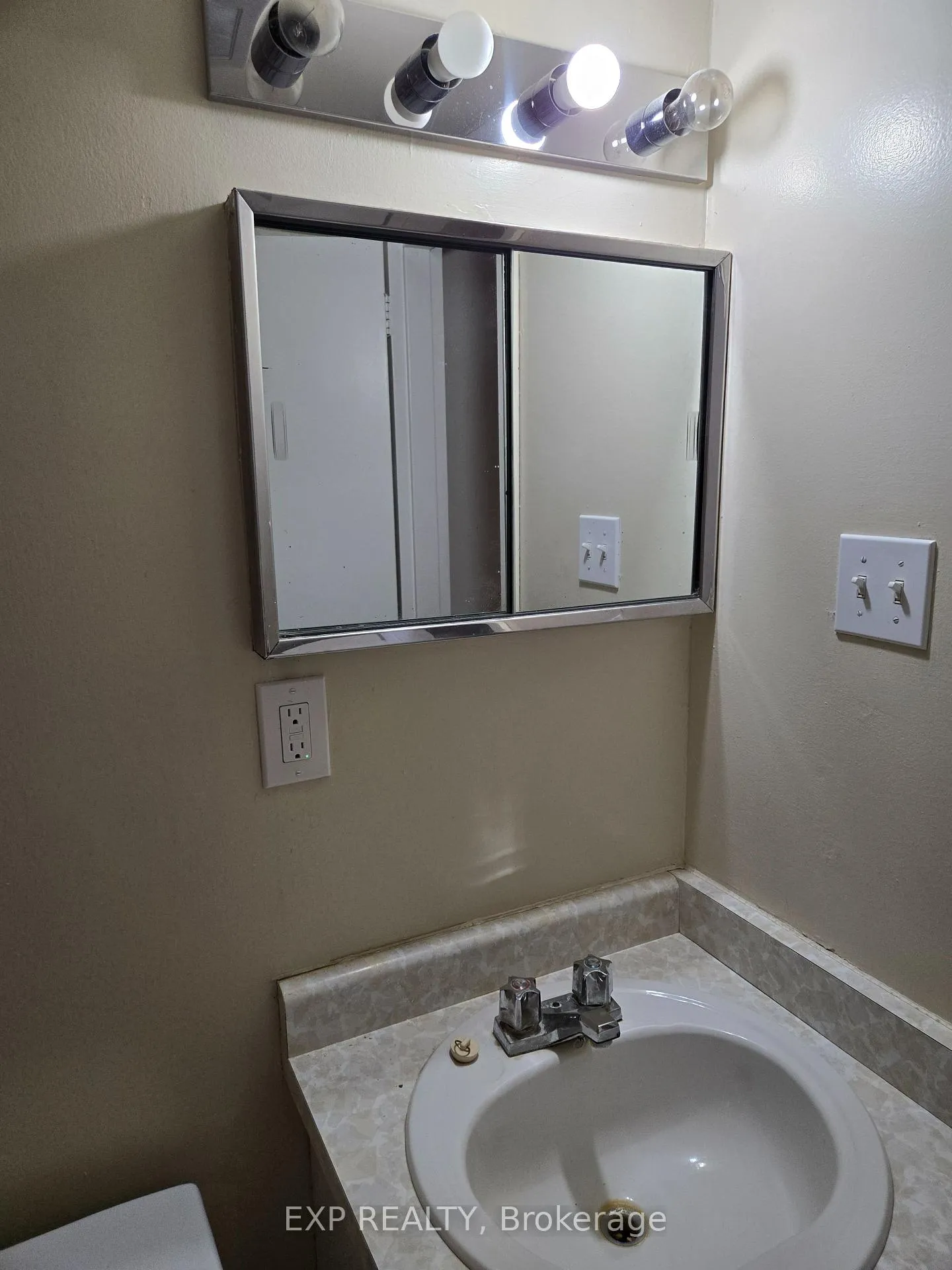 Photo 12 of Unit 1, 633 Barber Avenue N, North Perth, Listowel — HOMEH
