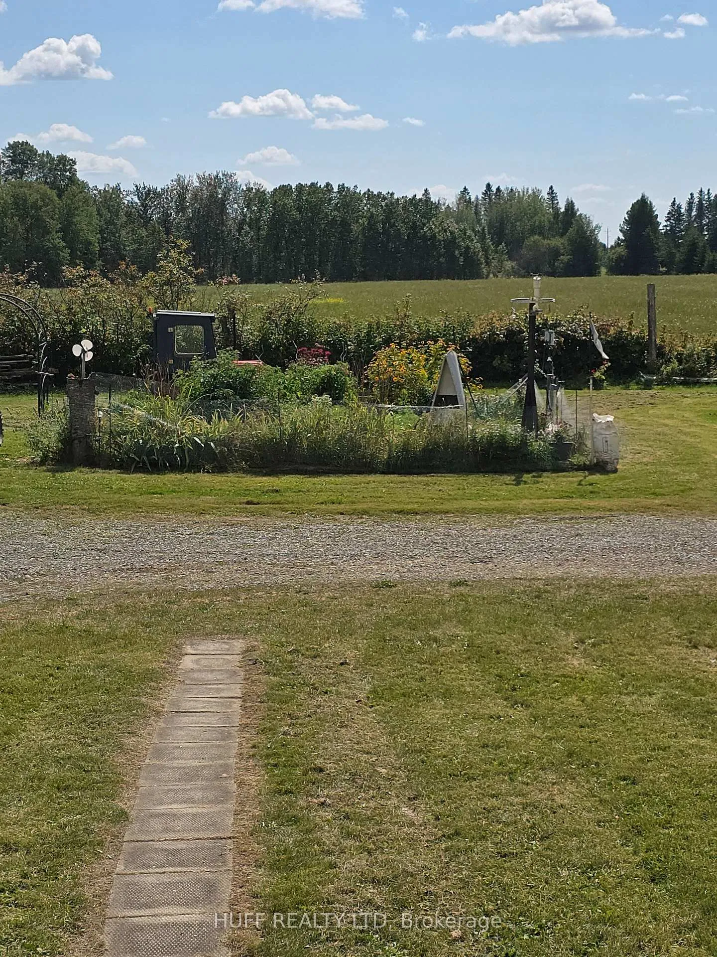 Photo 9 of 354411 624 Highway, Englehart, Central Timiskaming — HOMEH