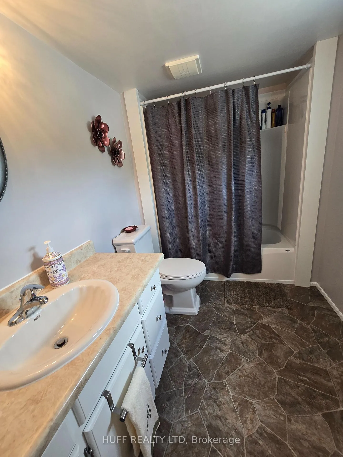 Photo 29 of 354411 624 Highway, Englehart, Central Timiskaming — HOMEH