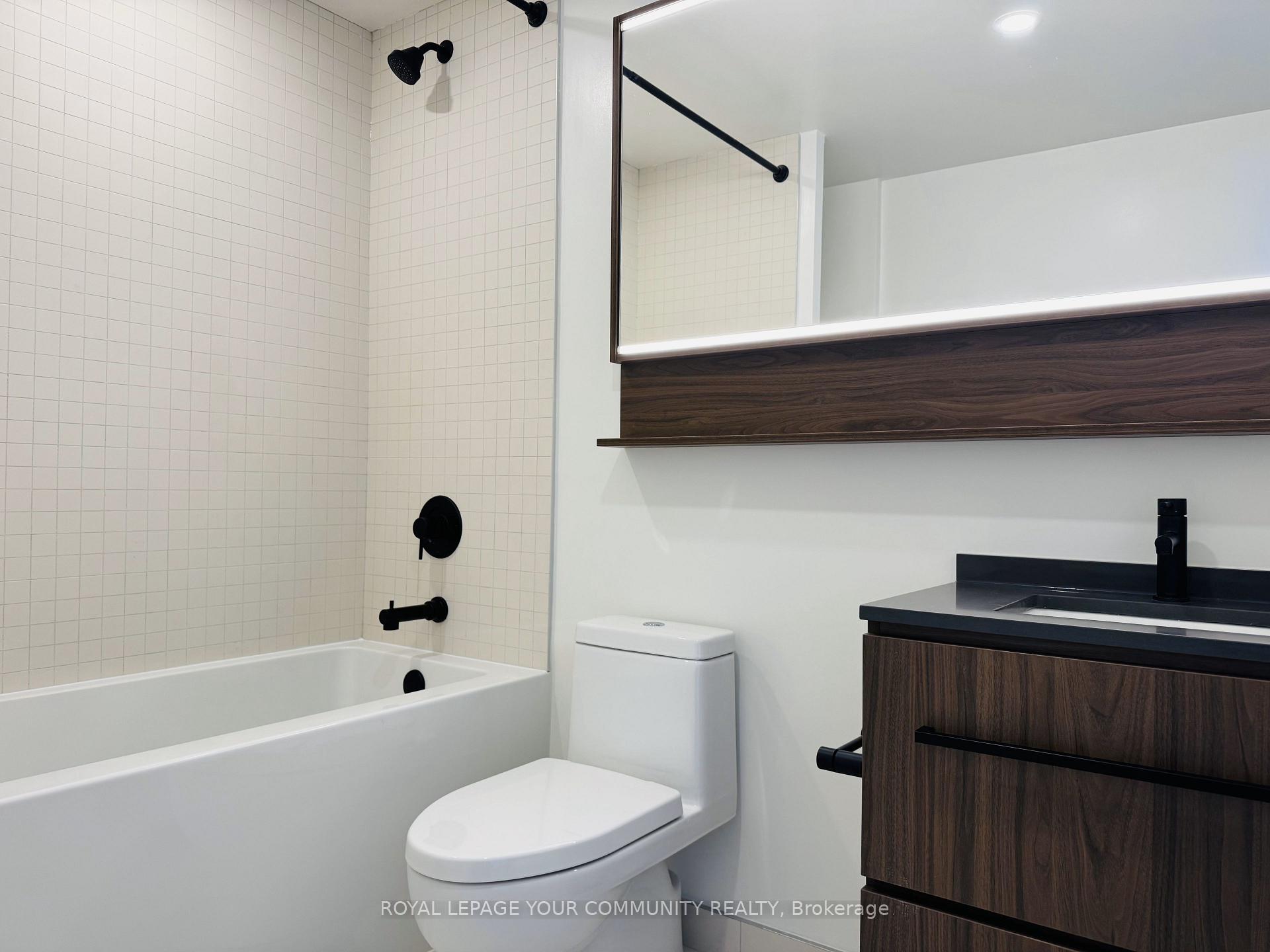 Photo 7 of Unit 1017, 425 Front Street E, Toronto, Waterfront Communities — HOMEH