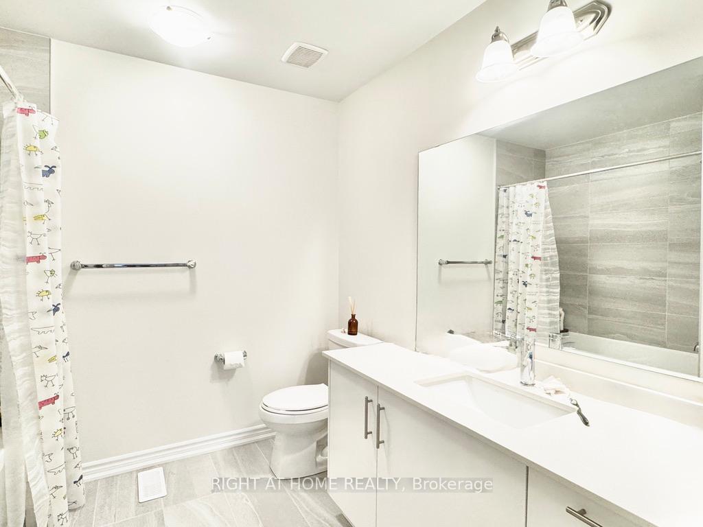 Photo 10 of 67 Phoenix Boulevard, Barrie, Rural Barrie Southeast — HOMEH