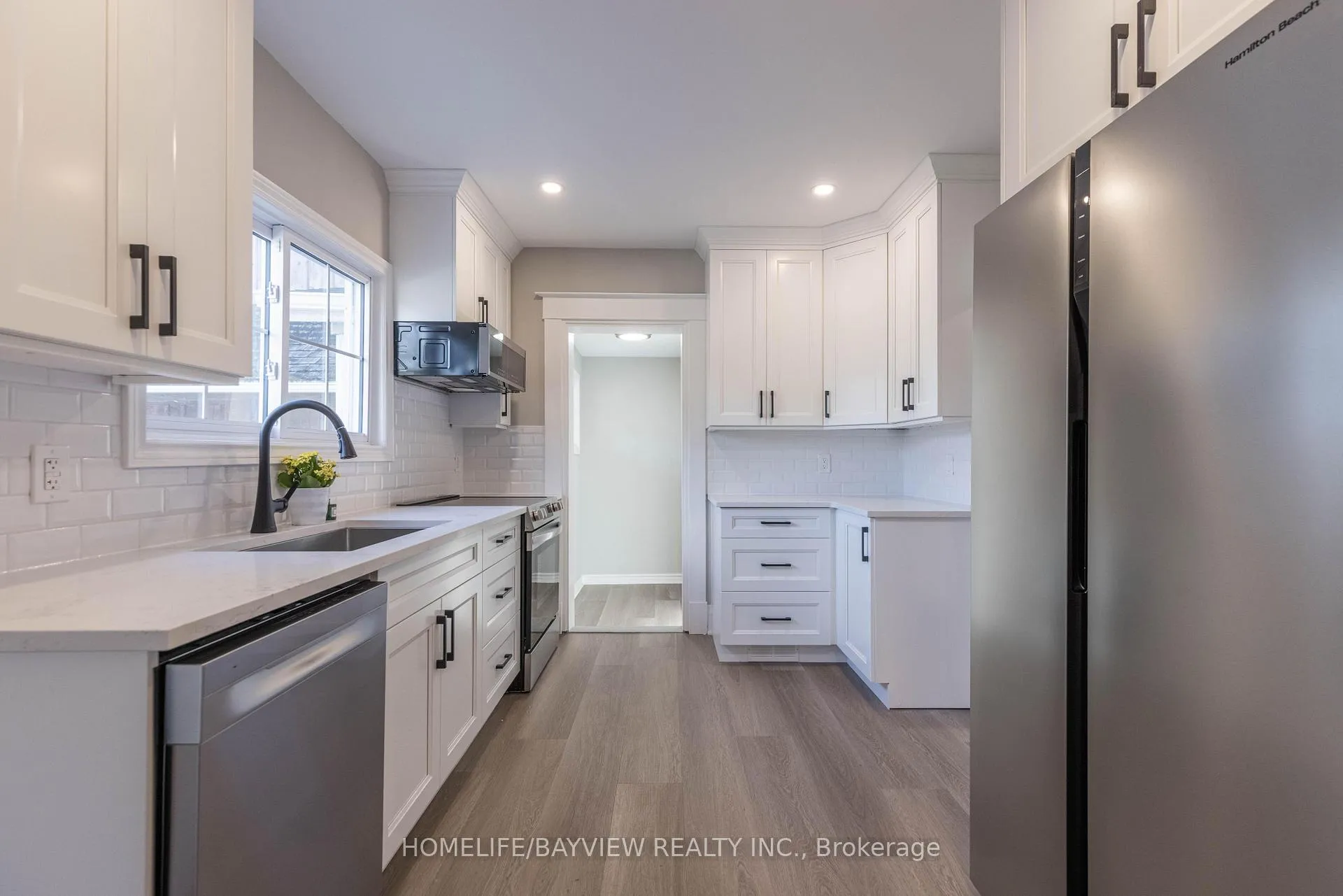 Photo 13 of 19 Main Street, St. Catharines, Port Dalhousie — HOMEH