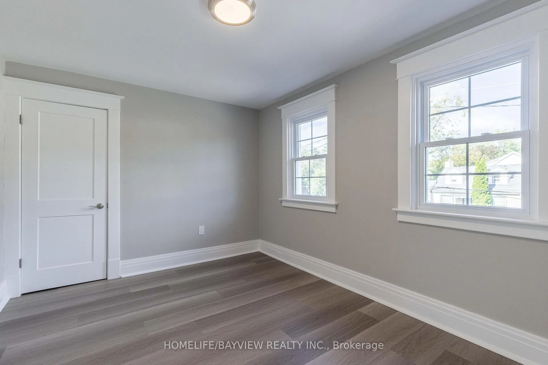 Photo 17 of 19 Main Street, St. Catharines, Port Dalhousie — HOMEH