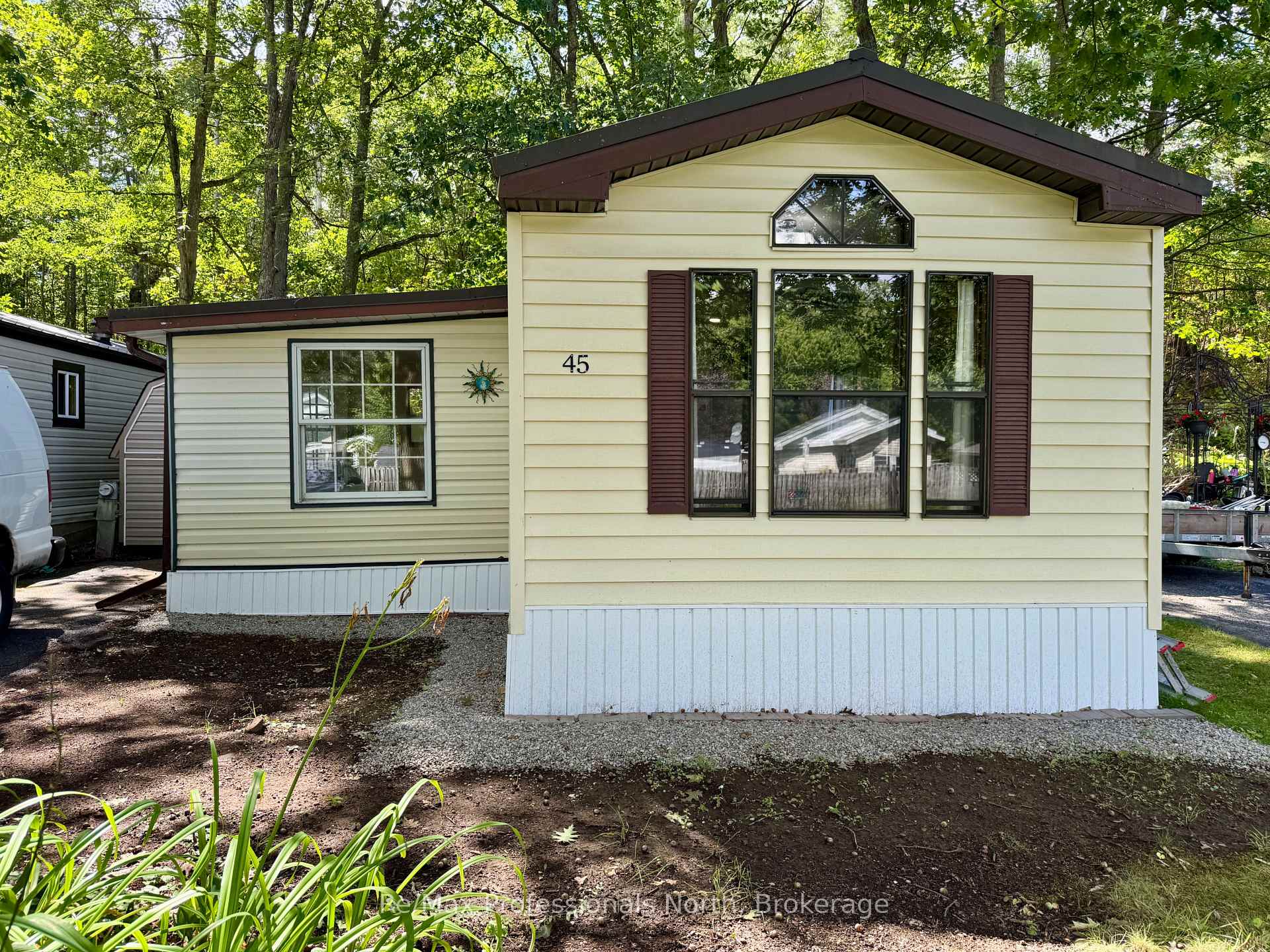 Photo 1 of Unit 45, 1007 Racoon Road, Gravenhurst, Morrison — HOMEH
