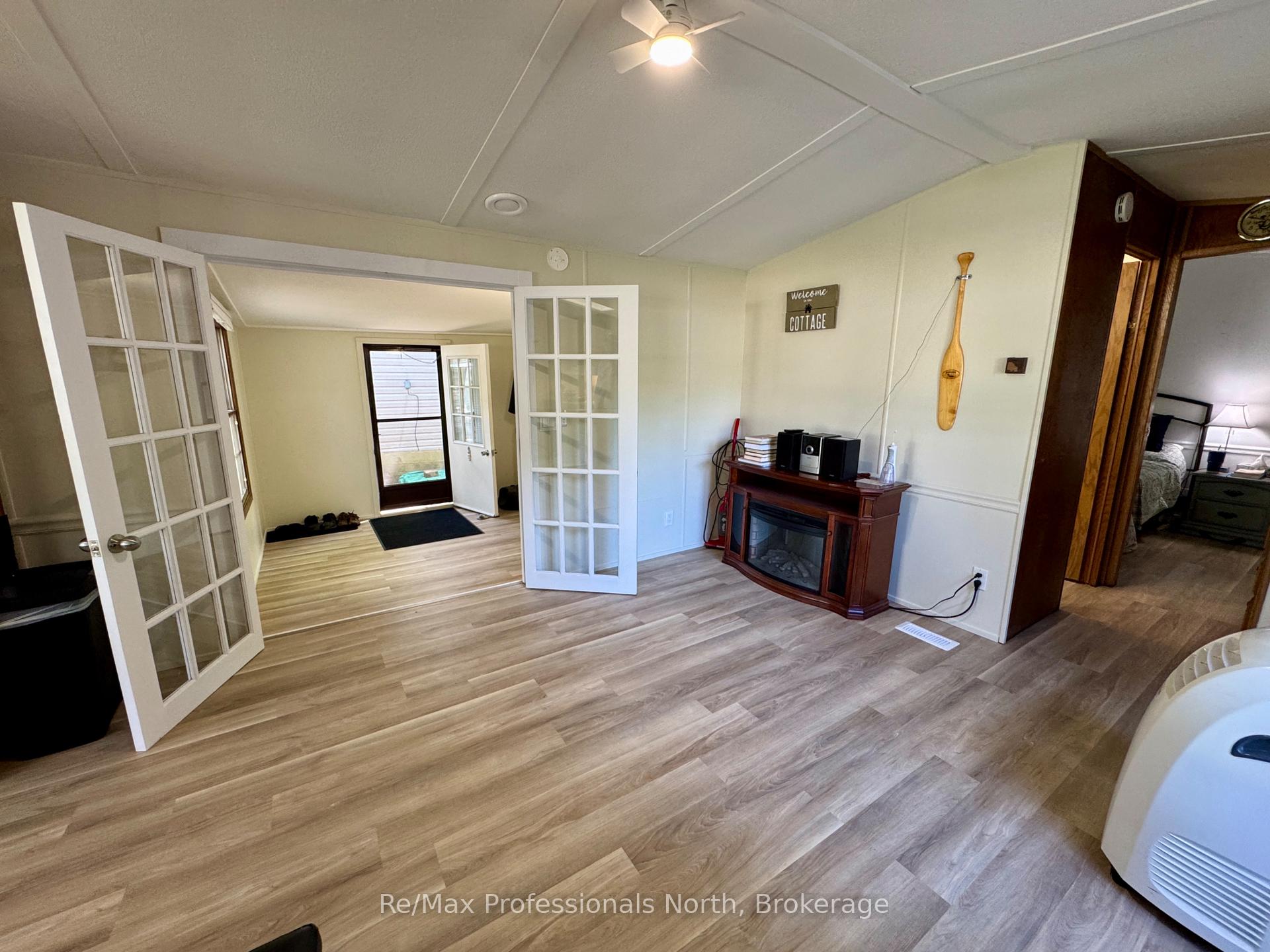 Photo 5 of Unit 45, 1007 Racoon Road, Gravenhurst, Morrison — HOMEH