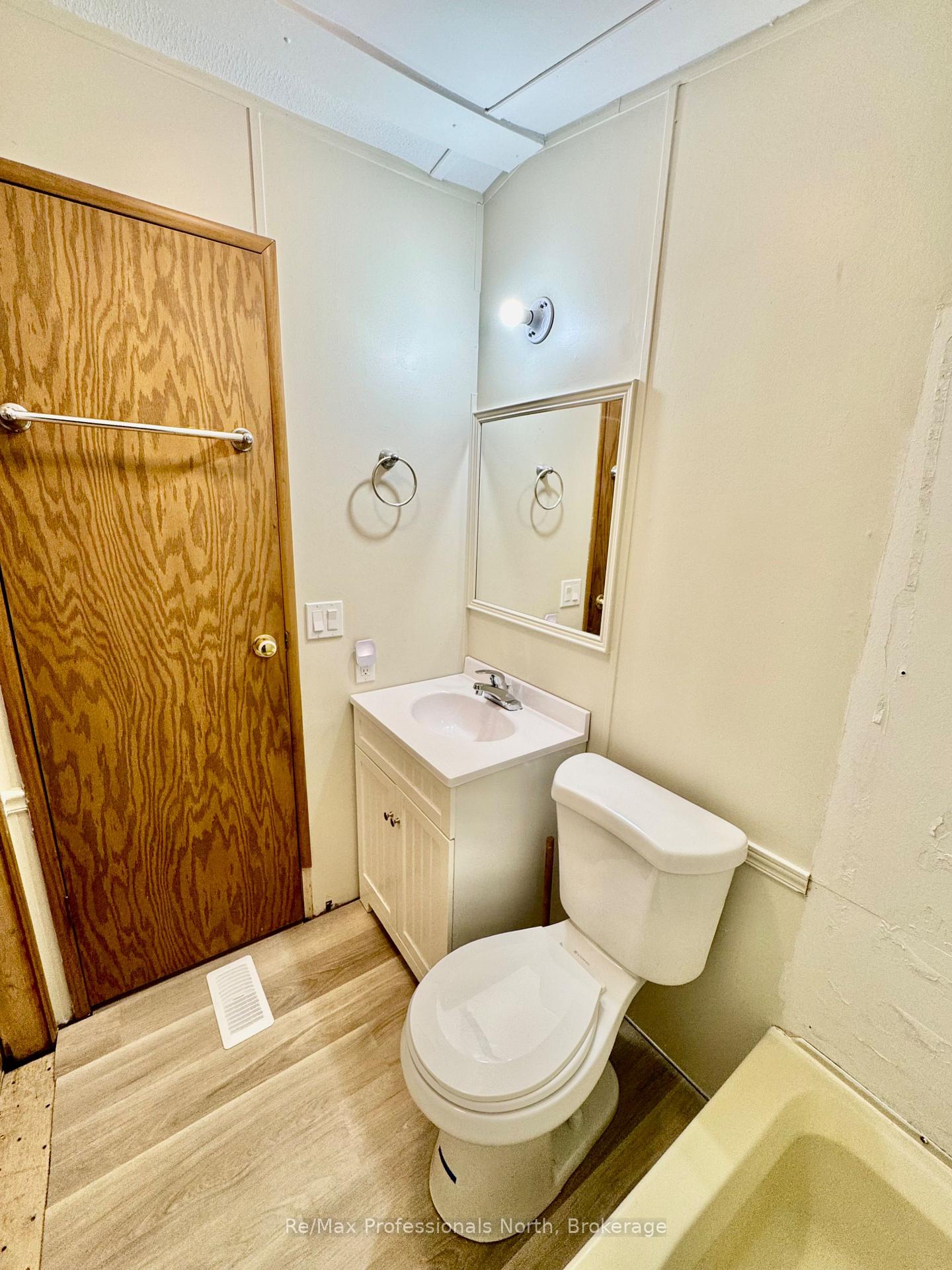 Photo 10 of Unit 45, 1007 Racoon Road, Gravenhurst, Morrison — HOMEH