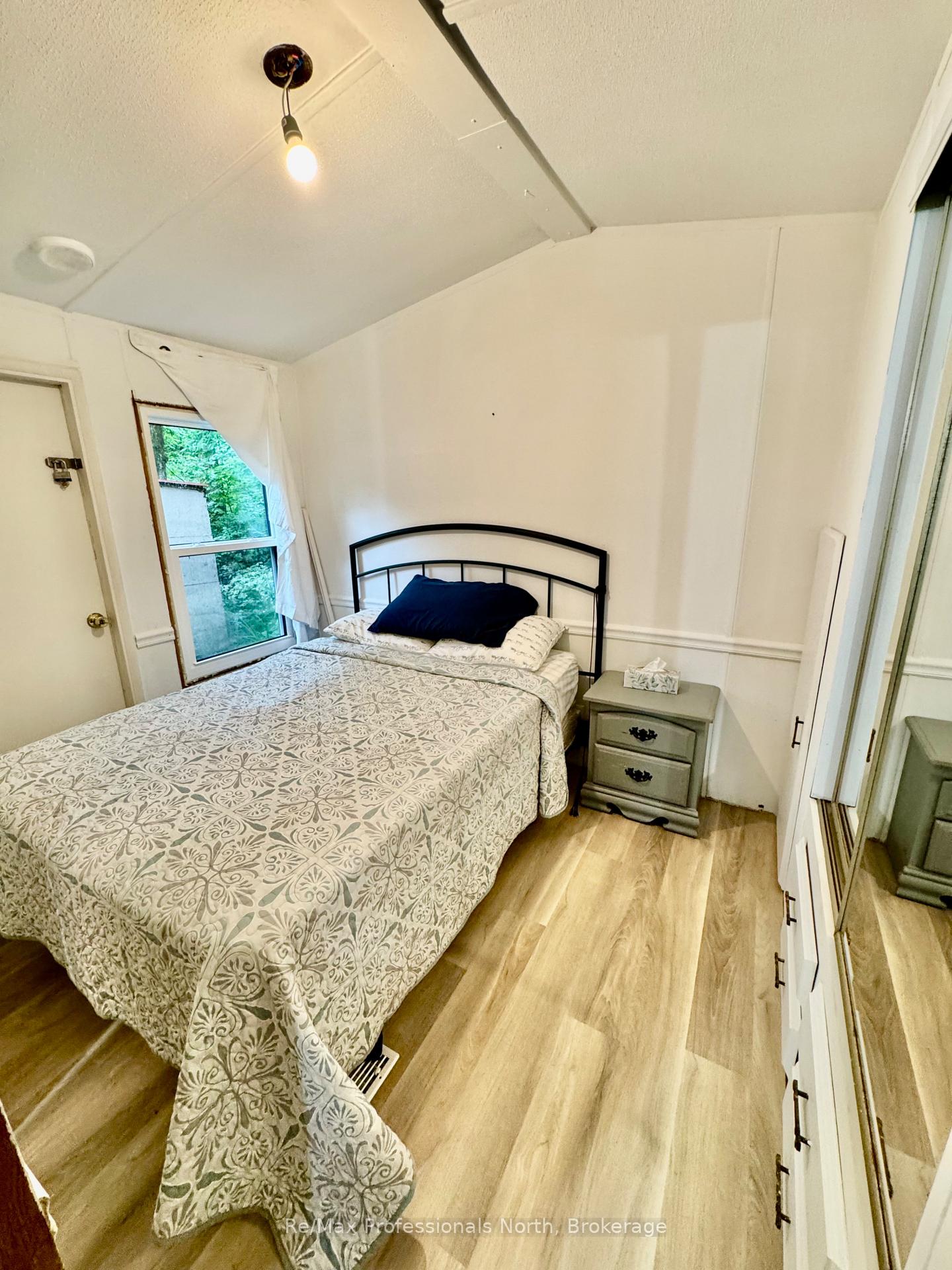 Photo 12 of Unit 45, 1007 Racoon Road, Gravenhurst, Morrison — HOMEH