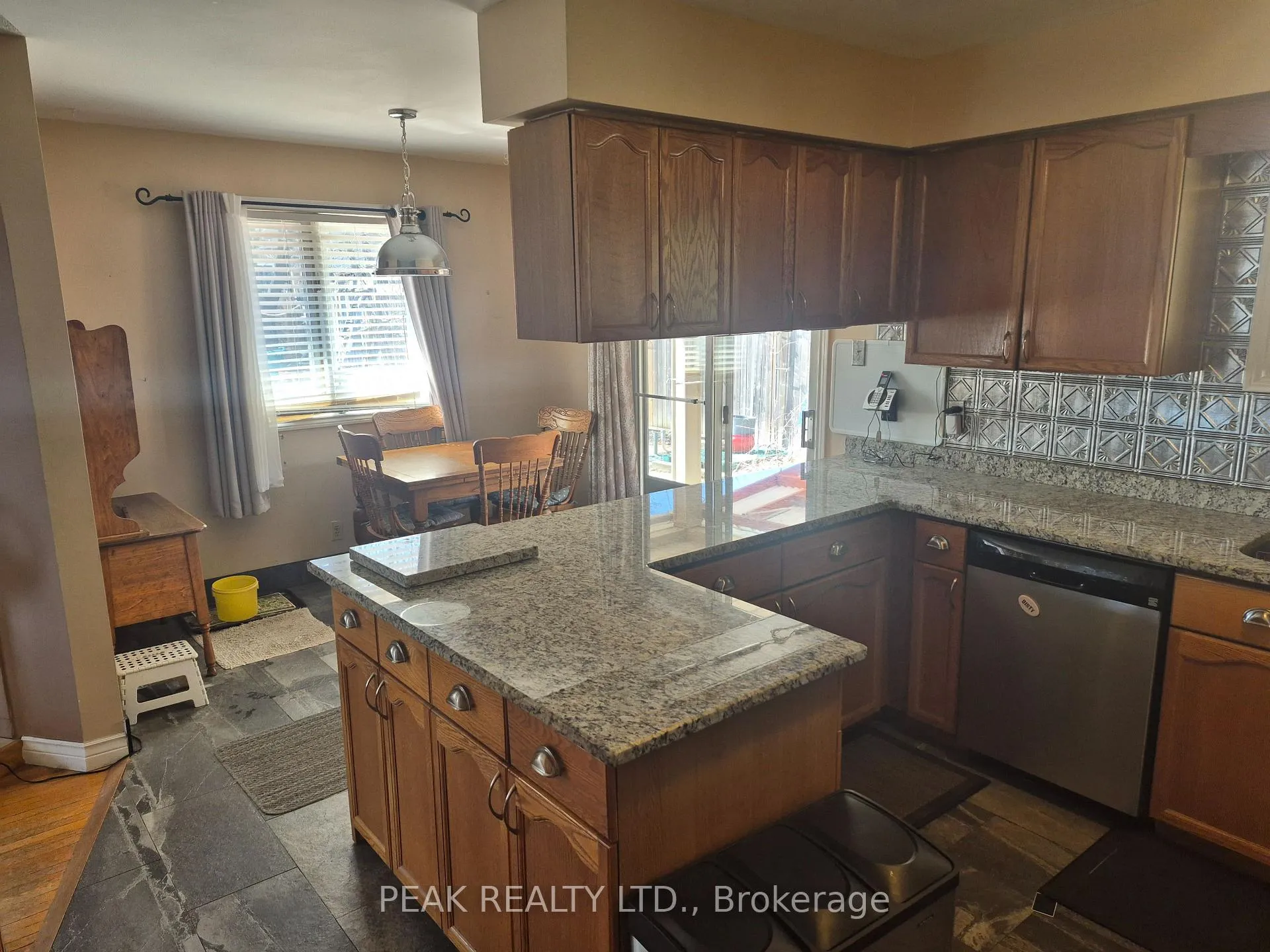 Photo 4 of 59 Matthew Street, Kitchener — HOMEH