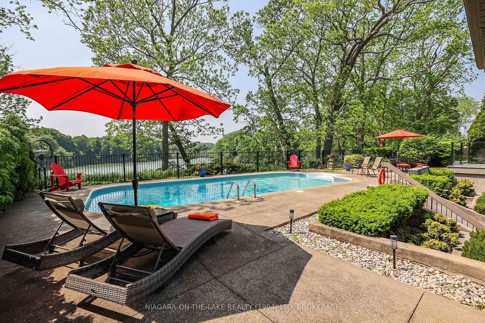 Photo 38 of 83 Port Master Drive, St. Catharines, Martindale Pond — HOMEH