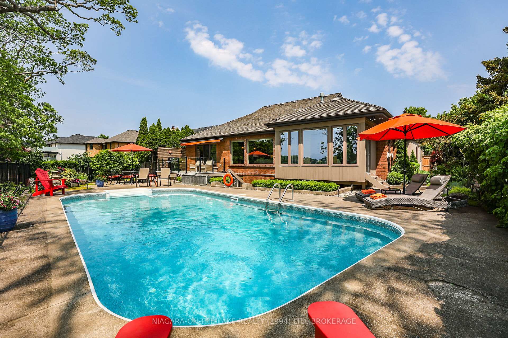 Photo 39 of 83 Port Master Drive, St. Catharines, Martindale Pond — HOMEH