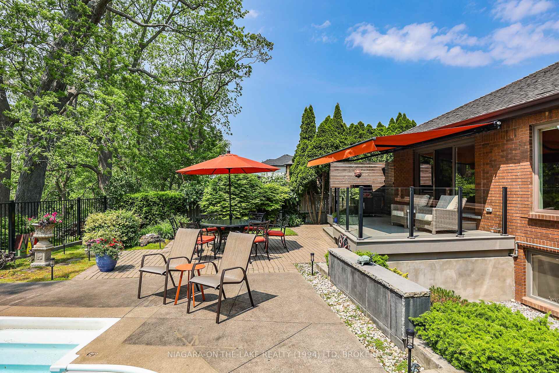 Photo 42 of 83 Port Master Drive, St. Catharines, Martindale Pond — HOMEH