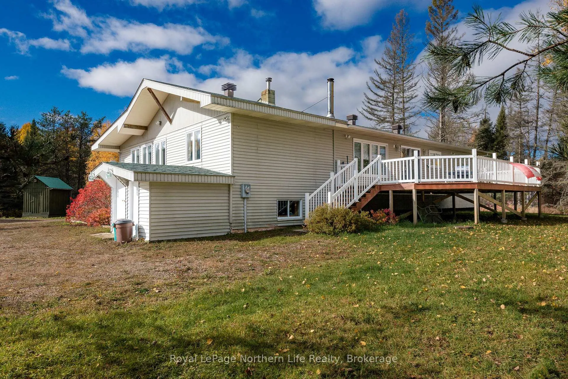 Photo 5 of 809 Cameron Road, Papineau-Cameron, Papineau Cameron — HOMEH