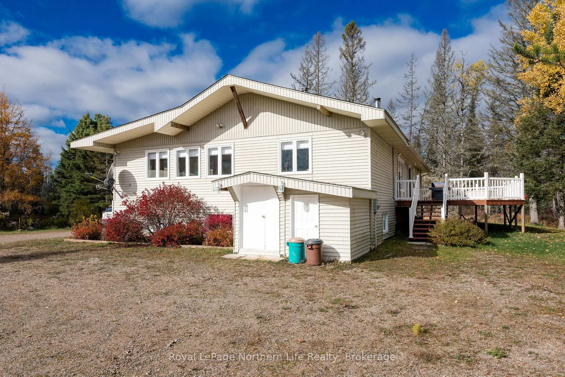 Photo 6 of 809 Cameron Road, Papineau-Cameron, Papineau Cameron — HOMEH