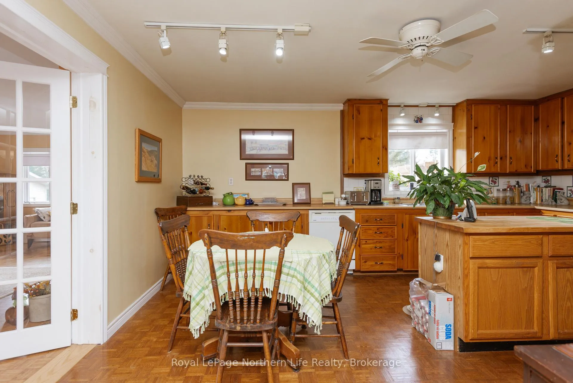 Photo 13 of 809 Cameron Road, Papineau-Cameron, Papineau Cameron — HOMEH