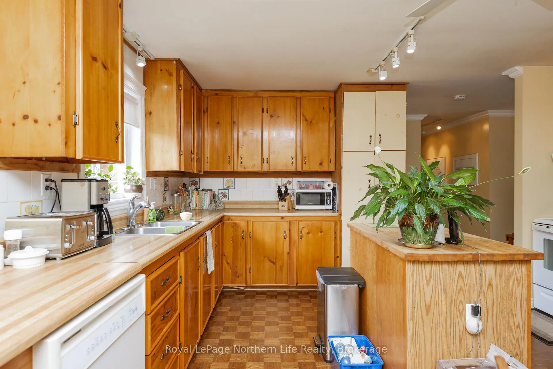Photo 15 of 809 Cameron Road, Papineau-Cameron, Papineau Cameron — HOMEH