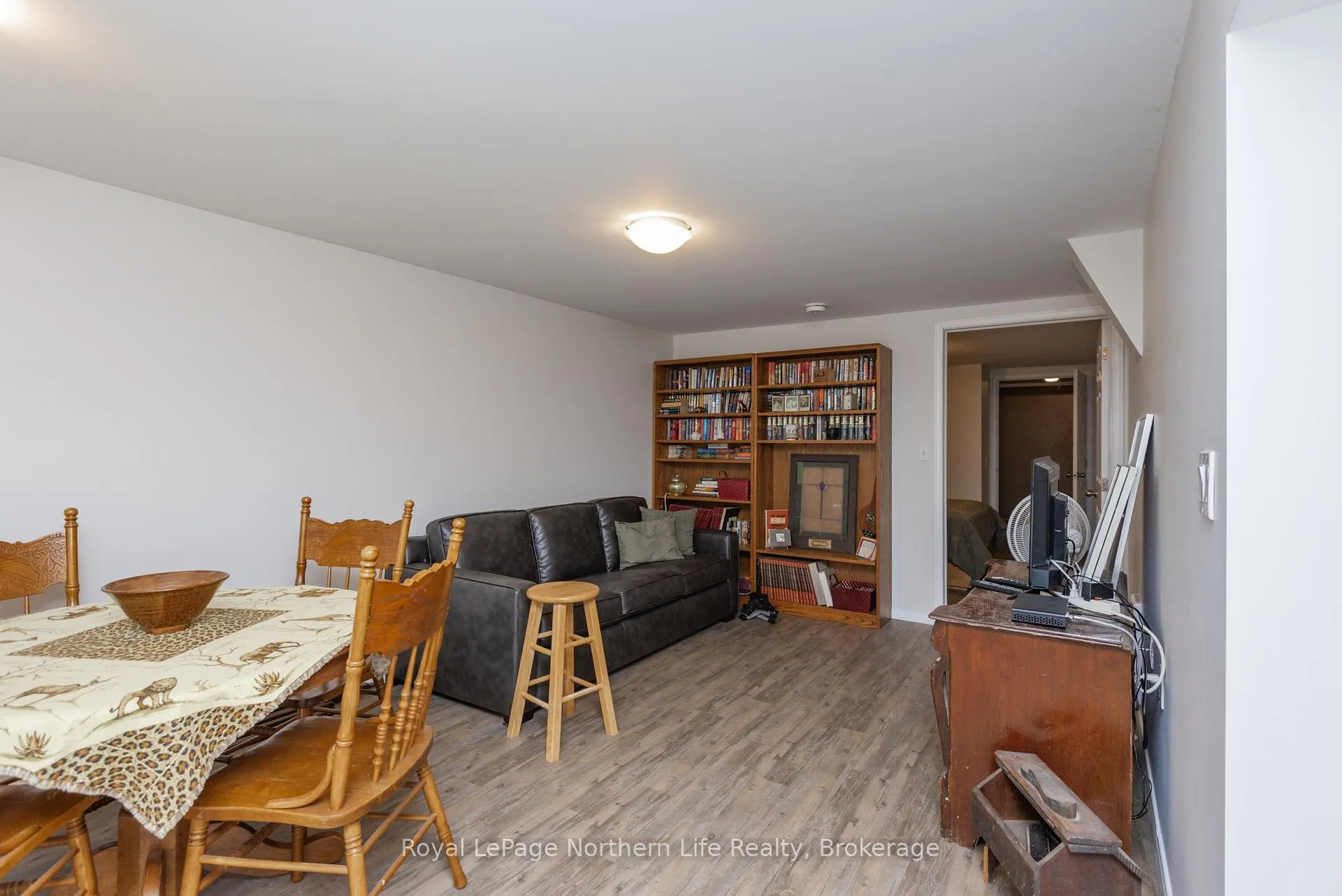 Photo 40 of 809 Cameron Road, Papineau-Cameron, Papineau Cameron — HOMEH