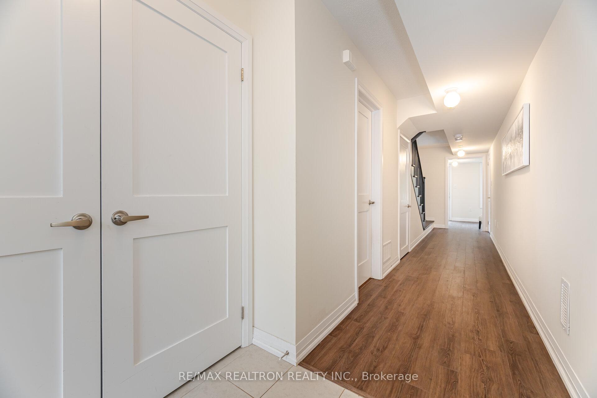 Photo 3 of 17 Coote Court, Ajax, Northwest Ajax — HOMEH