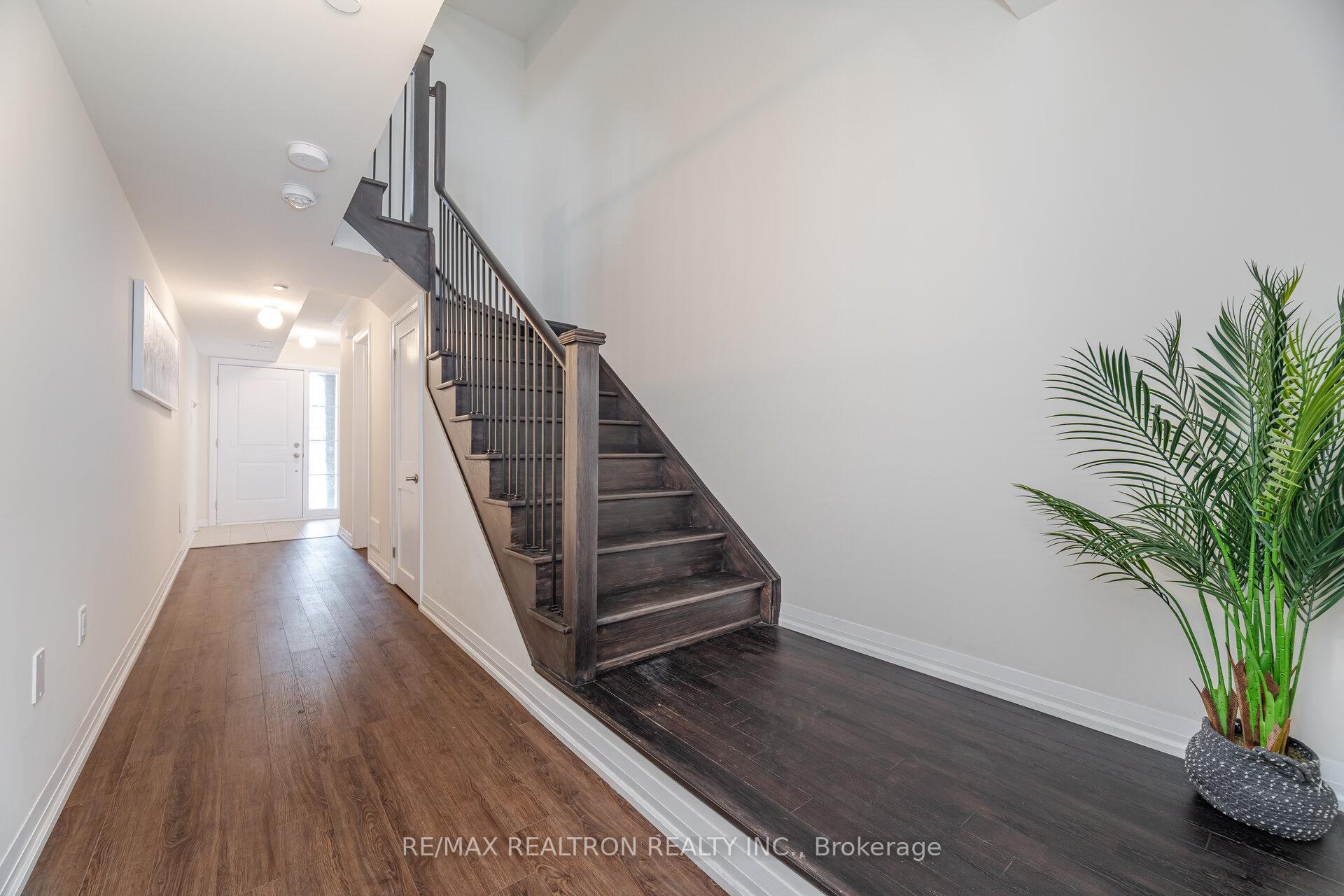 Photo 5 of 17 Coote Court, Ajax, Northwest Ajax — HOMEH