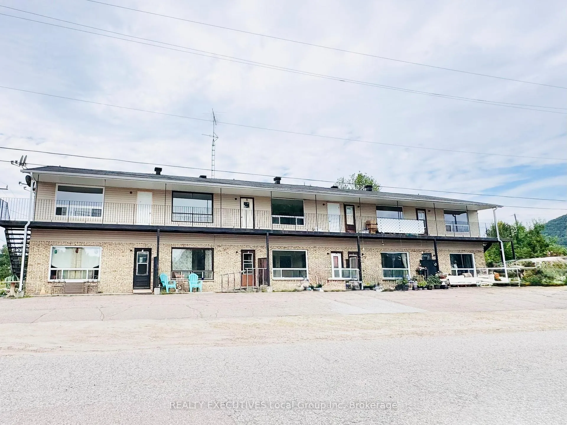 Photo 4 of 250 Champlain Street, Mattawa — HOMEH