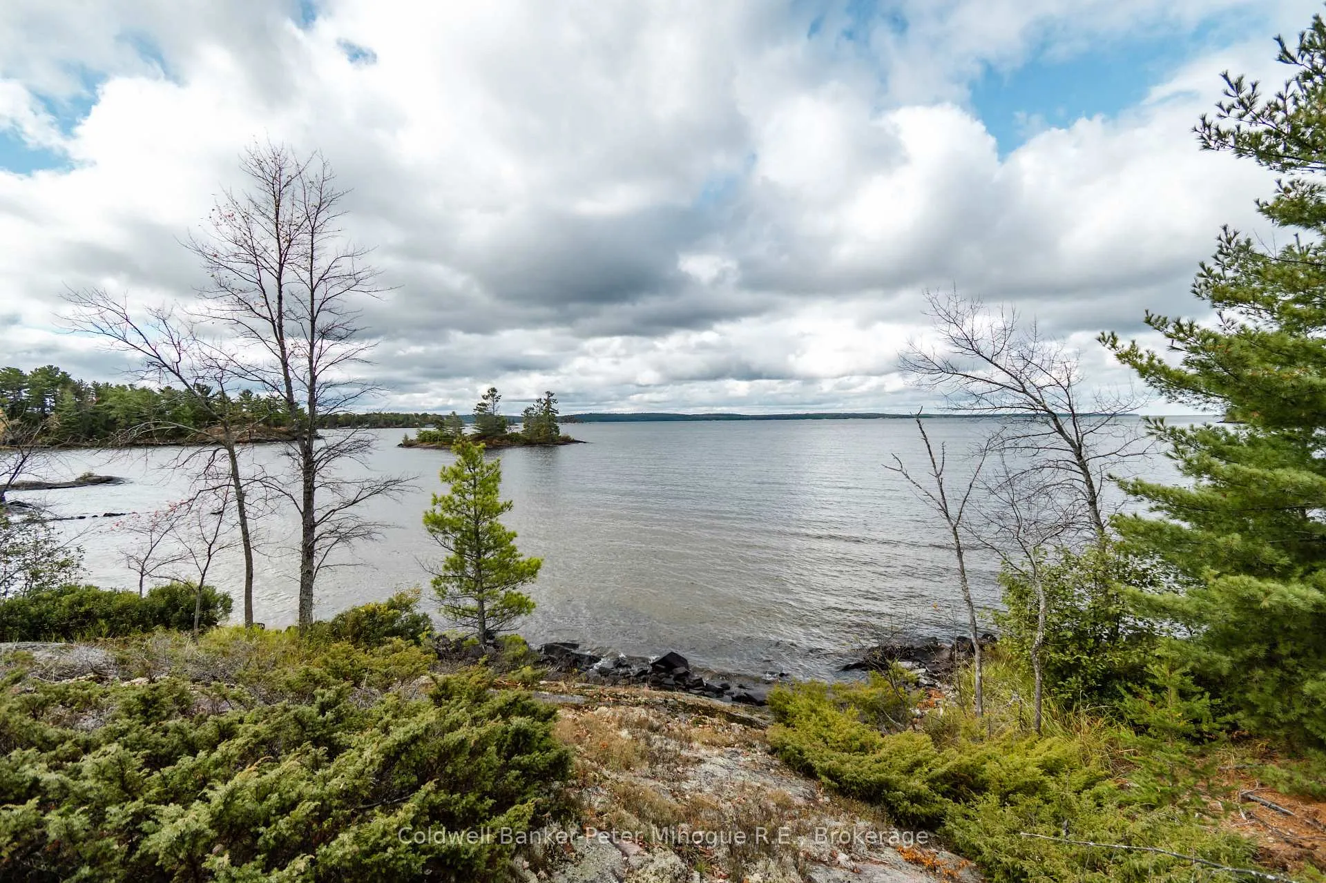 Photo 2 of 567 Sunset Cove Road, Callander — HOMEH