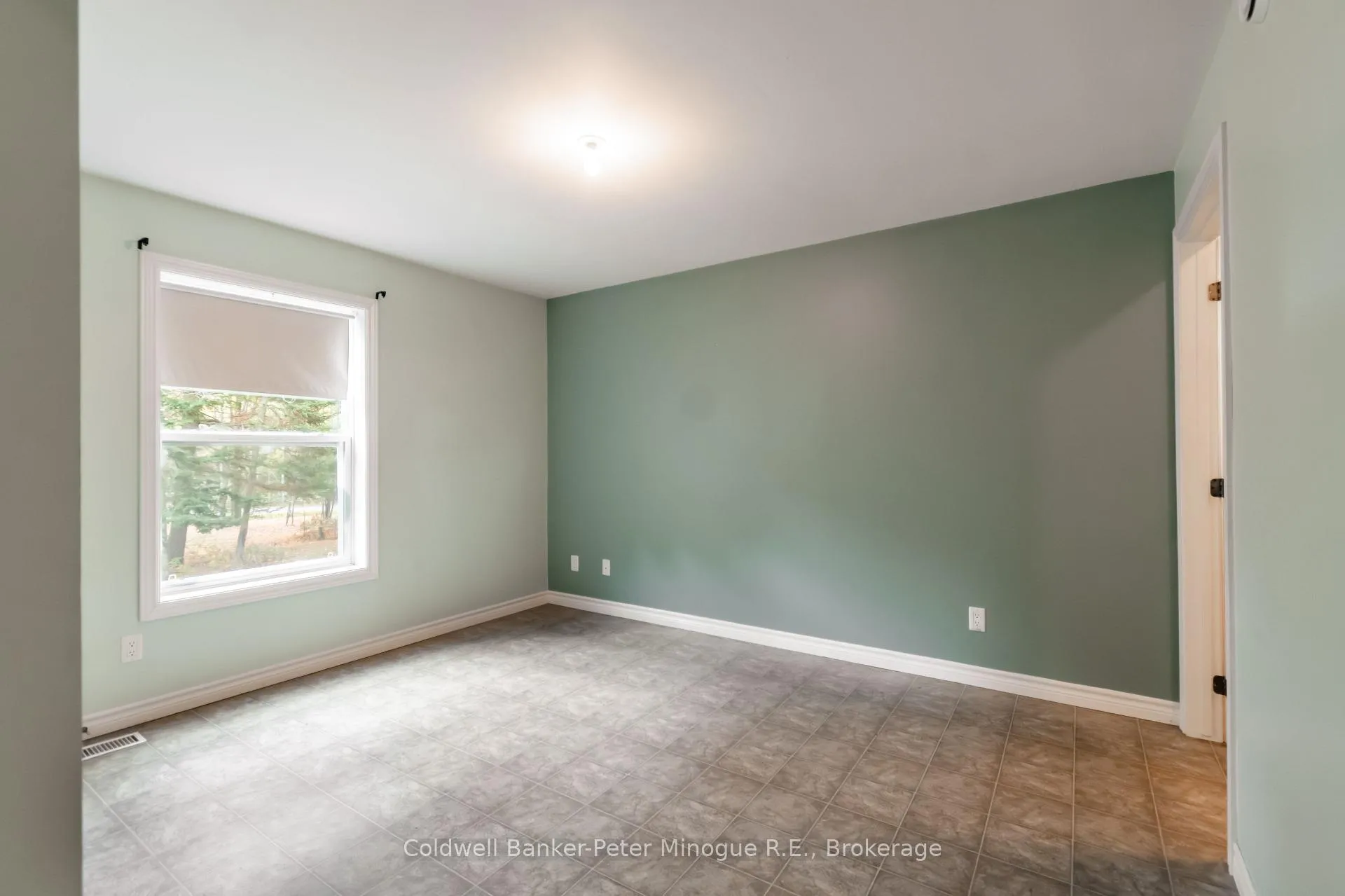 Photo 13 of 567 Sunset Cove Road, Callander — HOMEH