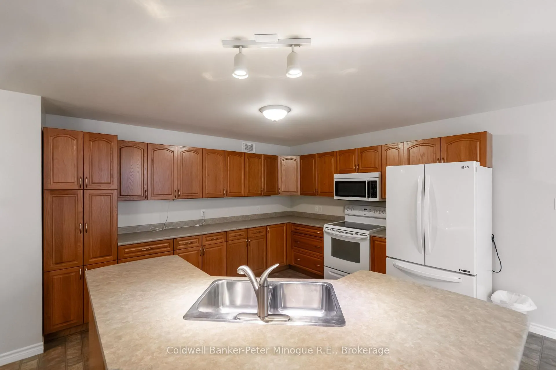 Photo 20 of 567 Sunset Cove Road, Callander — HOMEH