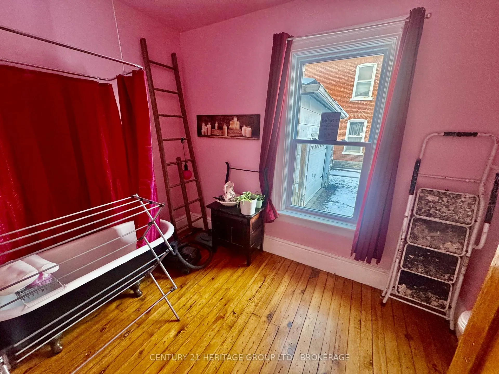 Photo 8 of 123 Green Street, Deseronto, Deseronto (Town) — HOMEH