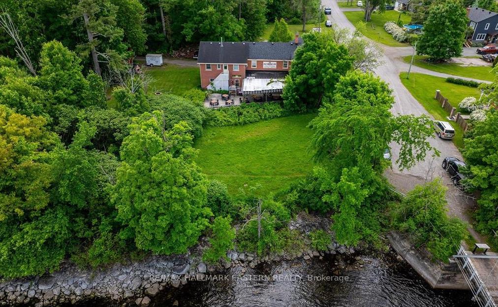 Photo 9 of 2057 Old Highway 28, Douro-Dummer — HOMEH