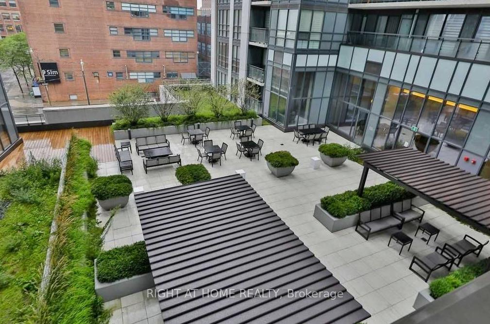 Photo 12 of Unit 1529, 460 Adelaide Street E, Toronto, Moss Park — HOMEH