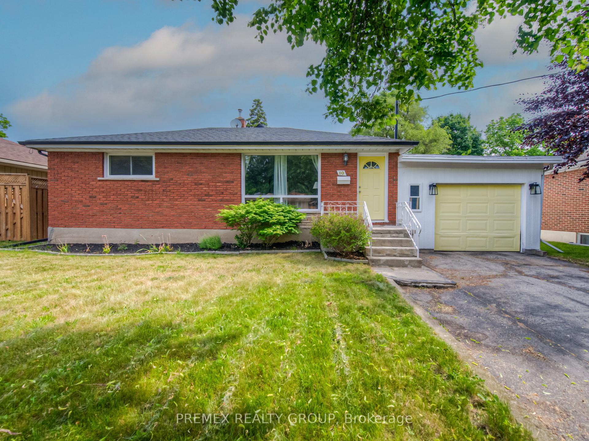 Photo 3 of 10 Sycamore Drive, Brant, Brantford Twp — HOMEH