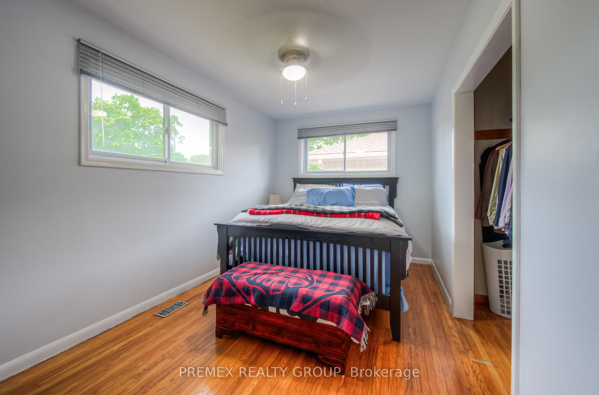 Photo 16 of 10 Sycamore Drive, Brant, Brantford Twp — HOMEH
