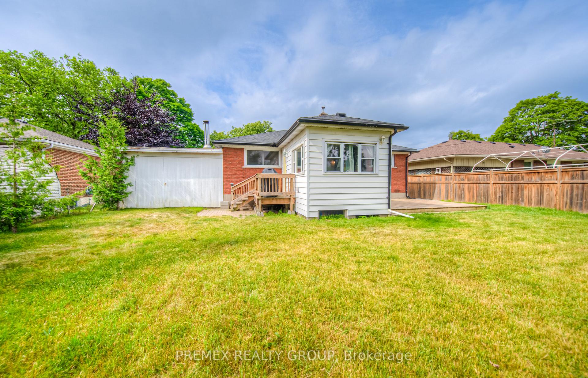 Photo 26 of 10 Sycamore Drive, Brant, Brantford Twp — HOMEH