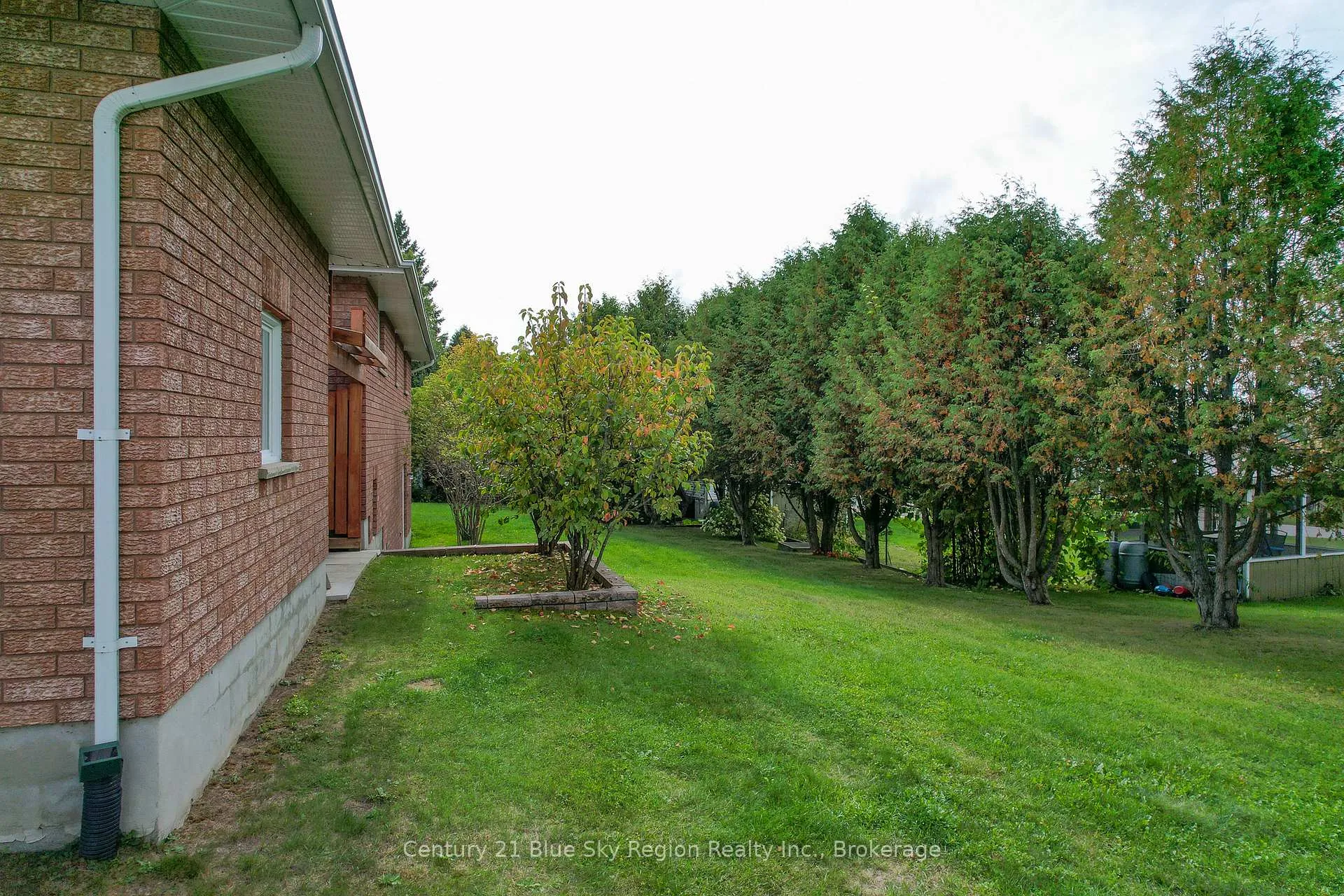 Photo 6 of 363 Main Street, Powassan — HOMEH