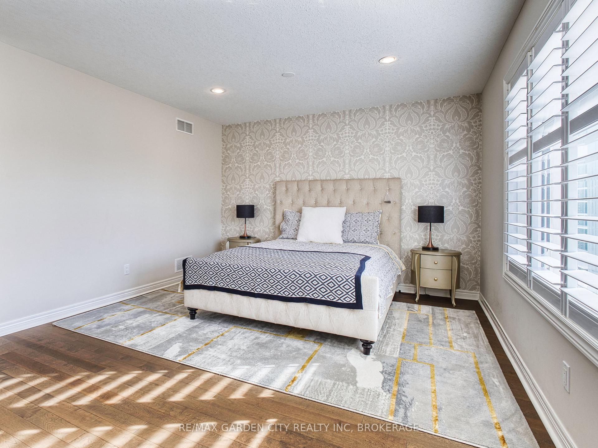 Photo 26 of 29 Agincourt Crescent, St. Catharines, Rykert/Vansickle — HOMEH