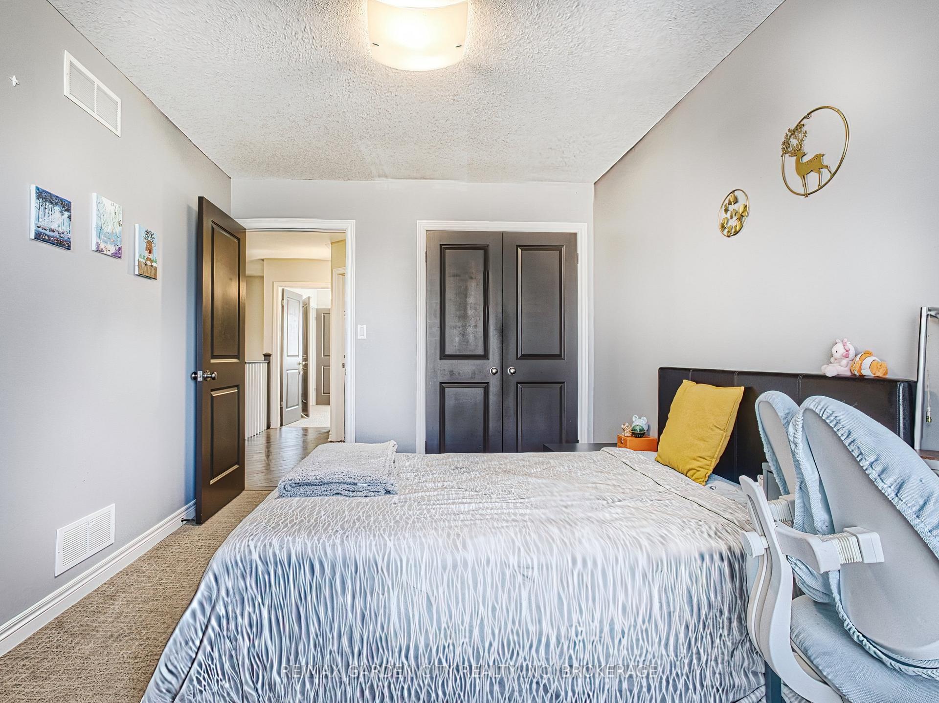 Photo 35 of 29 Agincourt Crescent, St. Catharines, Rykert/Vansickle — HOMEH