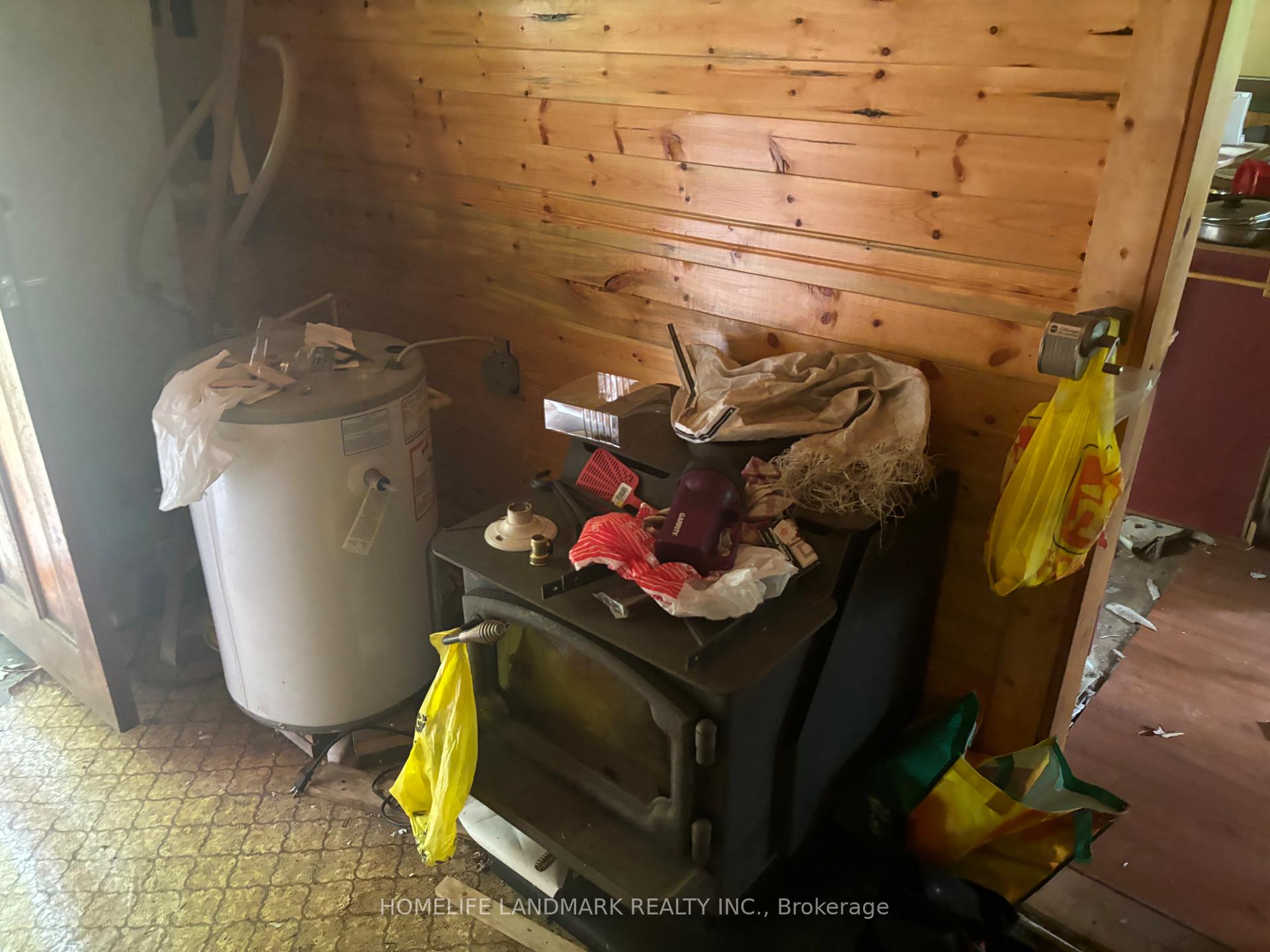 Photo 5 of 1663 Mississaugi Bay Road, Huron Shores — HOMEH
