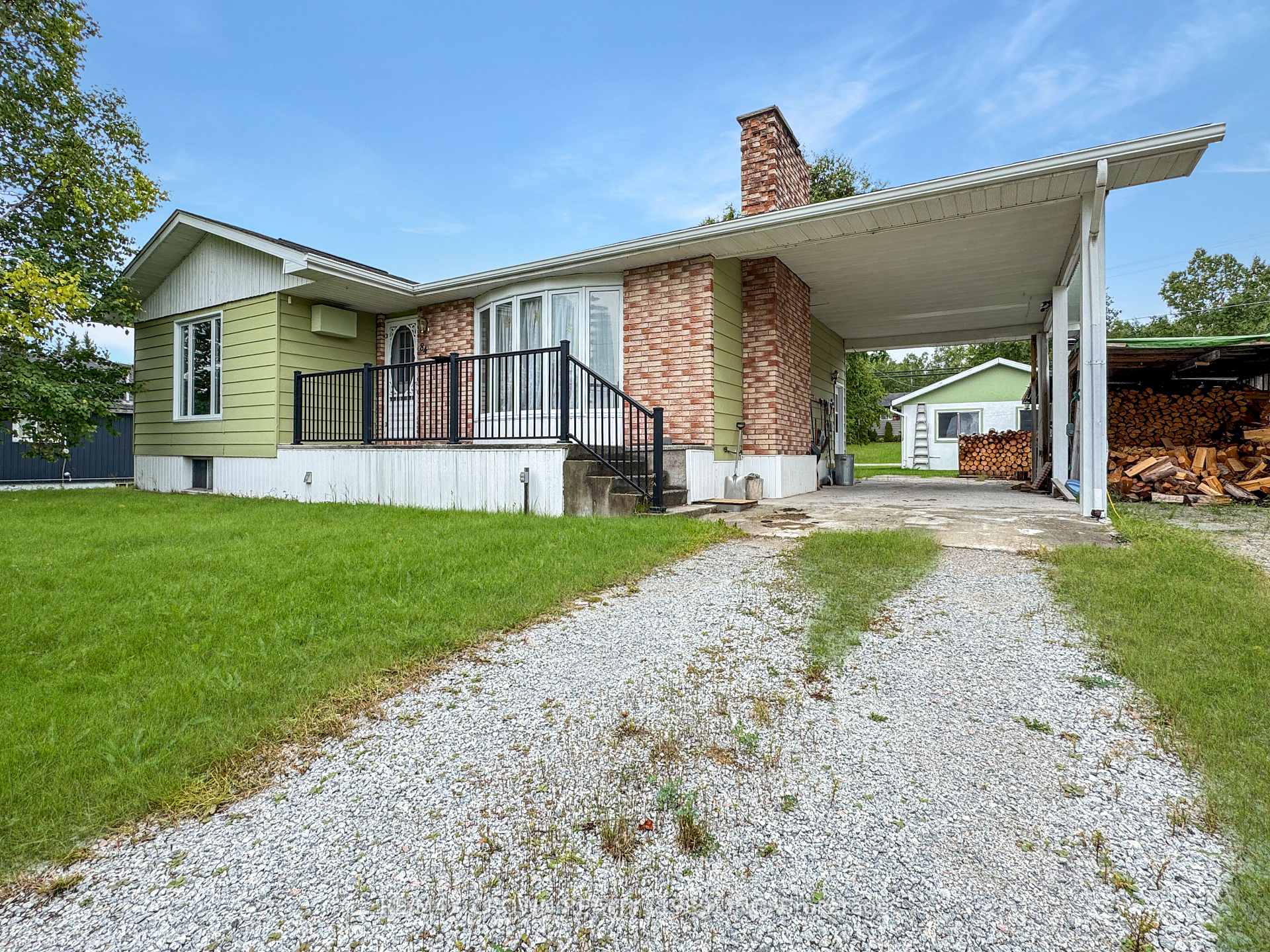Photo 1 of 84 Ecomadina Avenue, Hornepayne — HOMEH