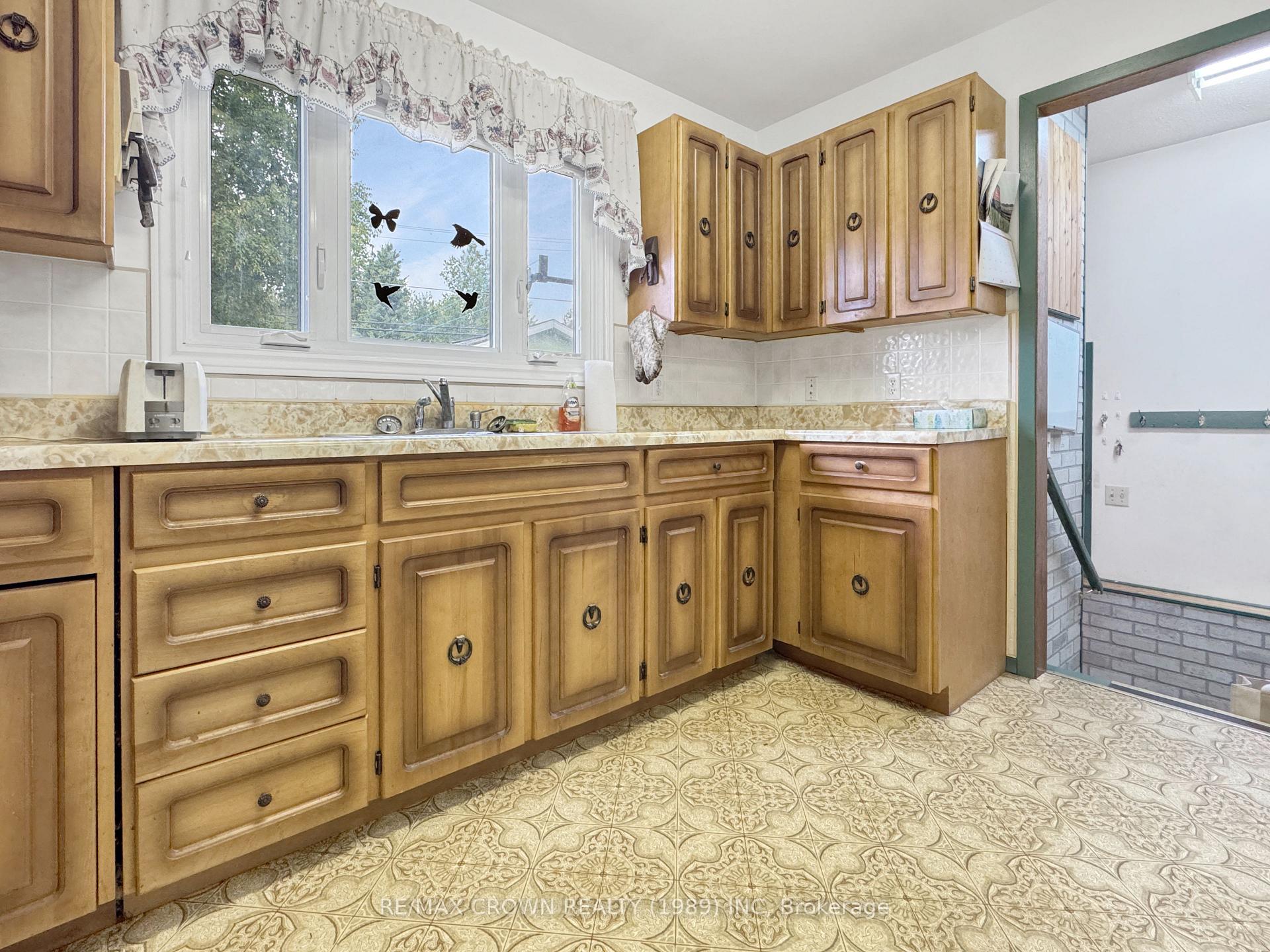 Photo 7 of 84 Ecomadina Avenue, Hornepayne — HOMEH